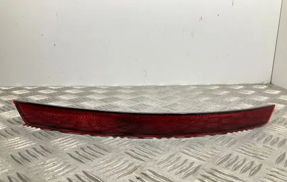 Rear tail light reflector