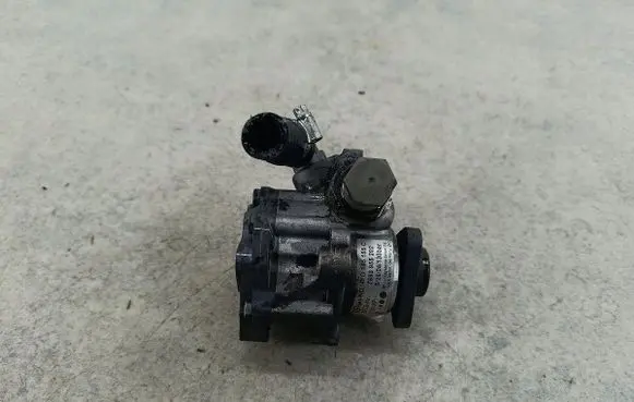 Audi A6 S6 C6 4F Power steering pump 