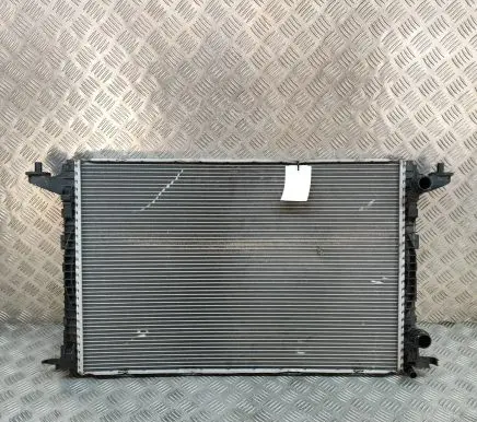 Audi A4 S4 B9 8W Coolant radiator 8W0121251AK