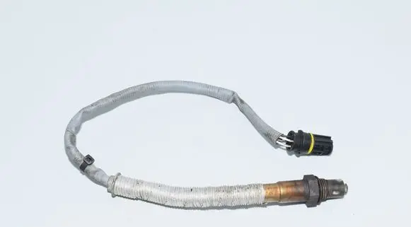 BMW 5 E60 E61 Lambda probe sensor 7545244 0258006790