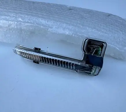 Renault Kadjar Mirror indicator light 12993290