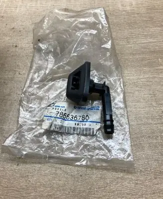 Subaru Forester SF Windshield washer spray nozzle 786636780