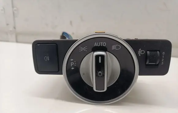 Mercedes-Benz CLA C117 X117 W117 Light switch A2049053103