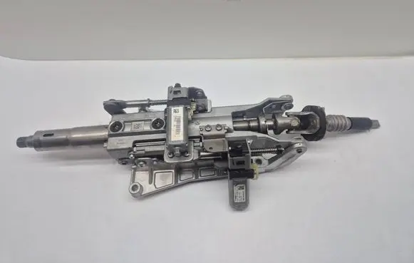 Steering wheel axle set