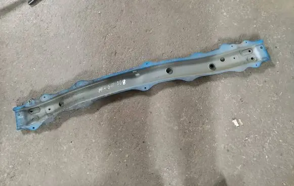 Peugeot 108 Bottom radiator support slam panel 571610H020