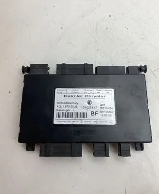 Mercedes-Benz SLK R171 Seat control module A2118705026