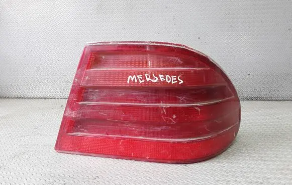 Mercedes-Benz E W210 Rear/tail lights A2109200264