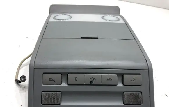 Volkswagen Touareg I Headlining lighting console trim 7L0868403