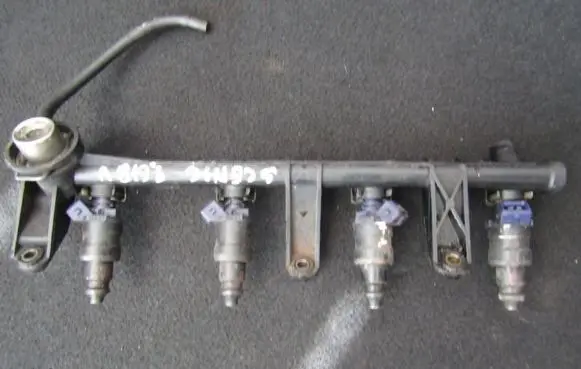 Fuel main line pipe