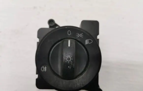 Mercedes-Benz Sprinter W906 Light switch
