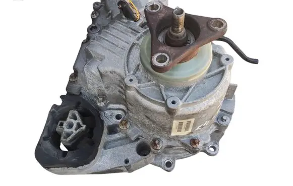 BMW X6 E71 Gearbox transfer box case 7599886