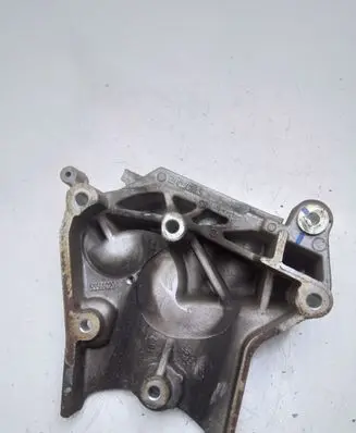 Opel Insignia A Engine mounting bracket 428702815 55566020