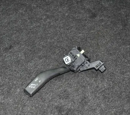 Volkswagen Golf V Indicator stalk 1K0953513E
