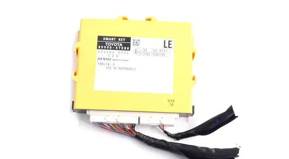 Toyota Prius (XW30) Keyless (KESSY) go control unit/module 8999047080