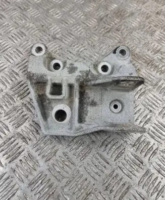 Jaguar E-Pace Engine mounting bracket GJ326P096AF
