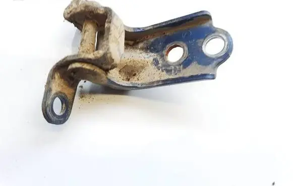 Subaru Outback Rear door lower hinge