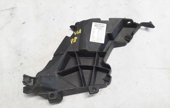 Audi A7 S7 4K8 Front bumper mounting bracket 4G8807284A