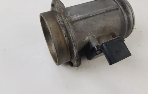 Audi A6 S6 C5 4B Mass air flow meter 059906461G