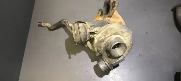Volvo S60 Turbo 8689592 GT2052V 7231674