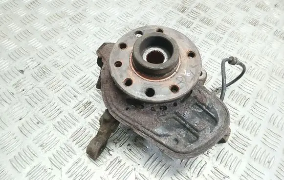 Opel Meriva A Front wheel hub spindle knuckle 