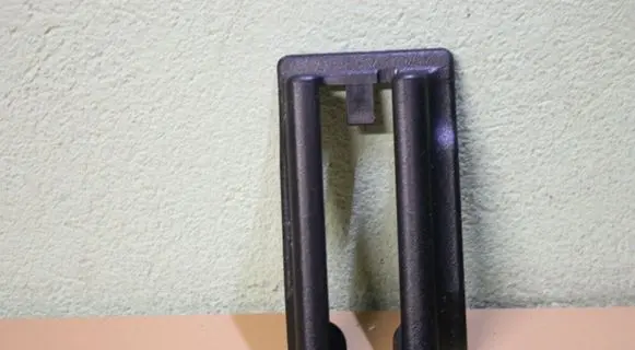 Mercedes-Benz C W203 Front passenger seat rail trim A2039190620