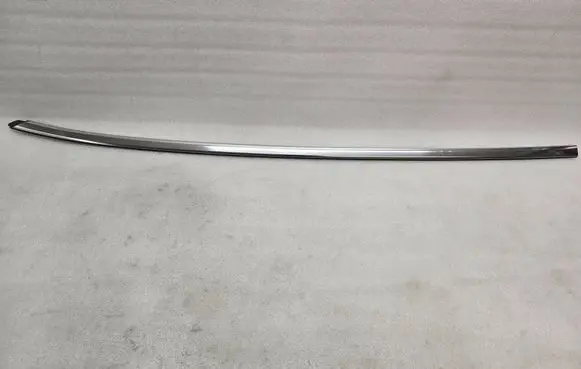 Citroen C5 Aircross Windshield trim 98169065