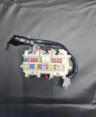 Infiniti FX Fuse module 3FY0A TD25PD5 C0226