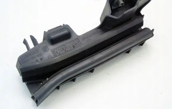 Renault Modus Sliding door wind deflector 