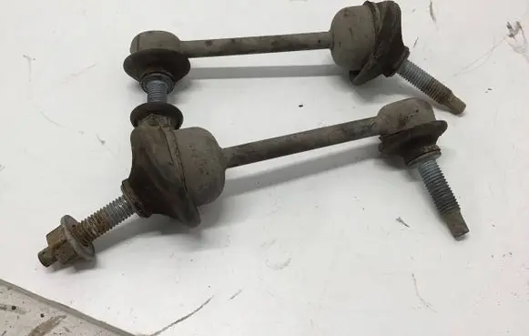 Dodge RAM Front anti-roll bar/stabilizer link 