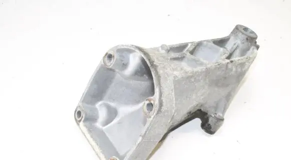 Mercedes-Benz CLC CL203 Engine mounting bracket A6112230704