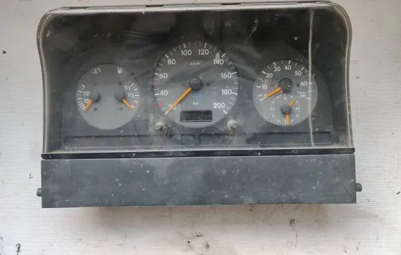 Volkswagen II LT Speedometer (instrument cluster) 2D0919860A 110008848007