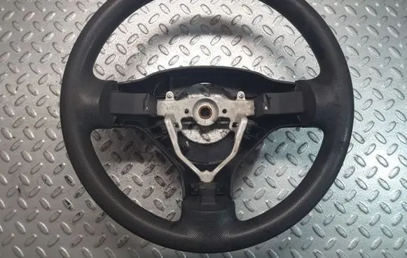Peugeot 107 Steering wheel GS12001840