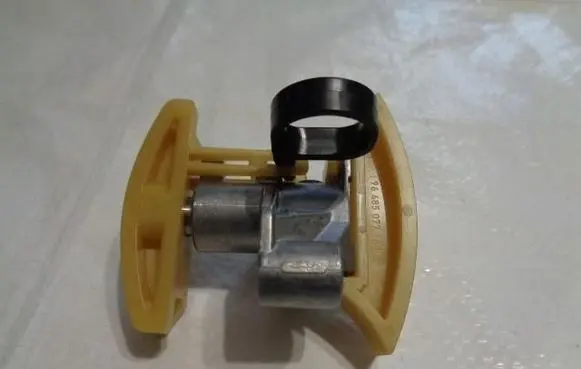 Citroen Berlingo Timing belt tensioner 0816J1