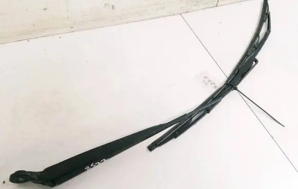 Citroen C3 Front wiper blade arm
