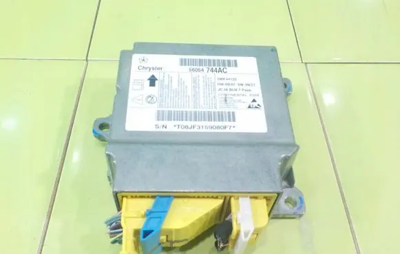 Dodge Journey Airbag control unit/module 5WK44125