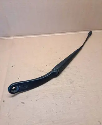 Mercedes-Benz A W176 Front wiper blade arm A1768203400