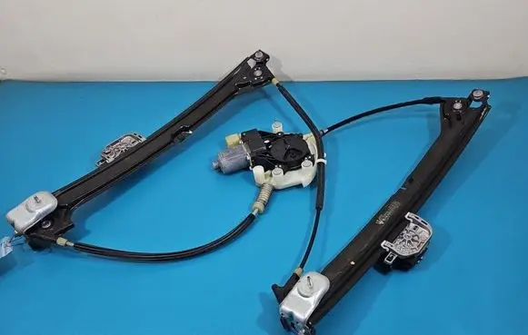 Maserati Quattroporte Front door window regulator with motor 6700098150 IMPRK1533138
