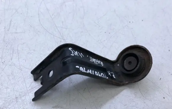 Radiator support slam panel bracket