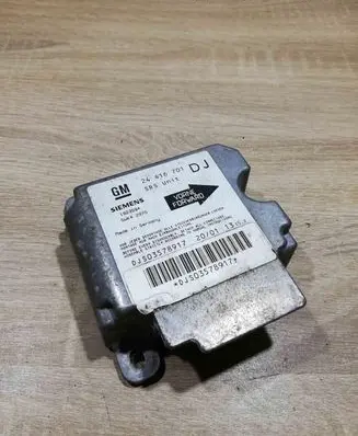 Opel Vectra B Airbag control unit/module 24416701