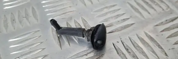 Isuzu D-Max Windshield washer spray nozzle 