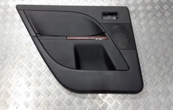 Ford Mondeo Mk III Front door card panel trim