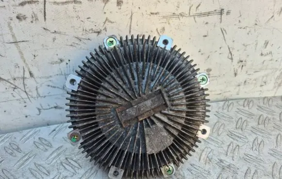 Mitsubishi Pajero Viscous fan clutch 