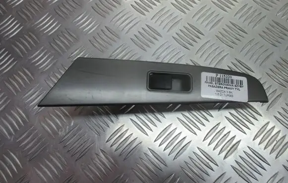 Mazda 3 I Electric window control switch