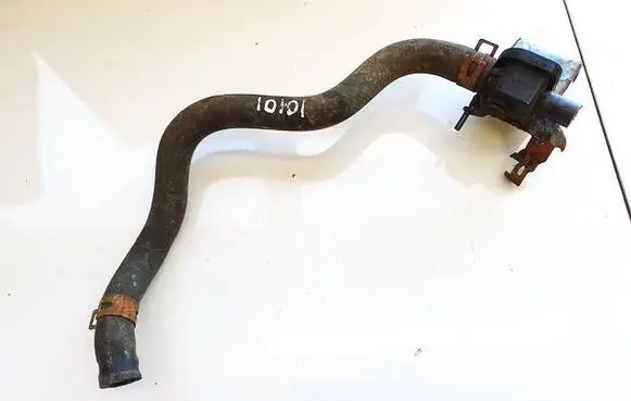 Engine coolant pipe/hose