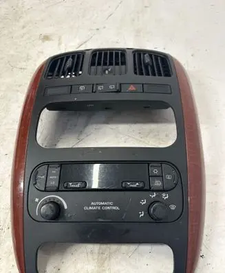 Chrysler Voyager Climate control/heater control trim 05142870AA