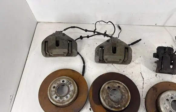 Ford Mustang VI Brake discs and calipers set FR3C2011FH FR3C2010FH FR3Z2553J