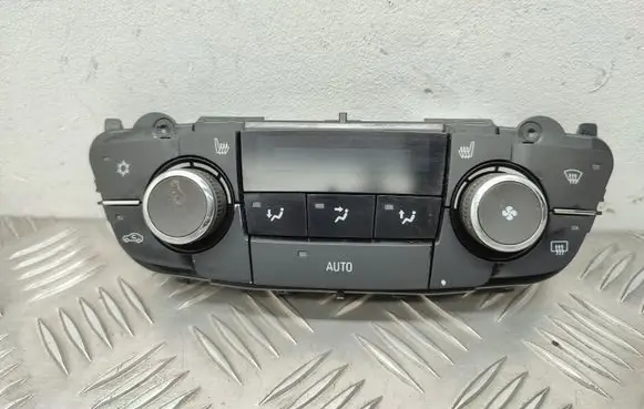 Opel Insignia A Climate control unit 13273096