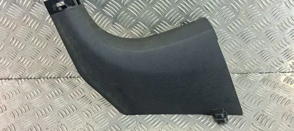 KIA Sorento Front sill trim cover