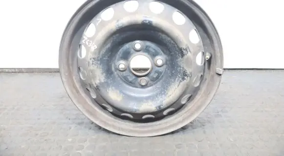 Toyota Yaris R15 steel rim 