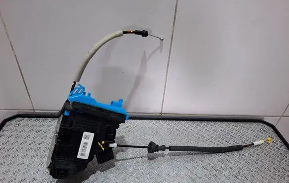 KIA Ceed Rear door lock 81410A400